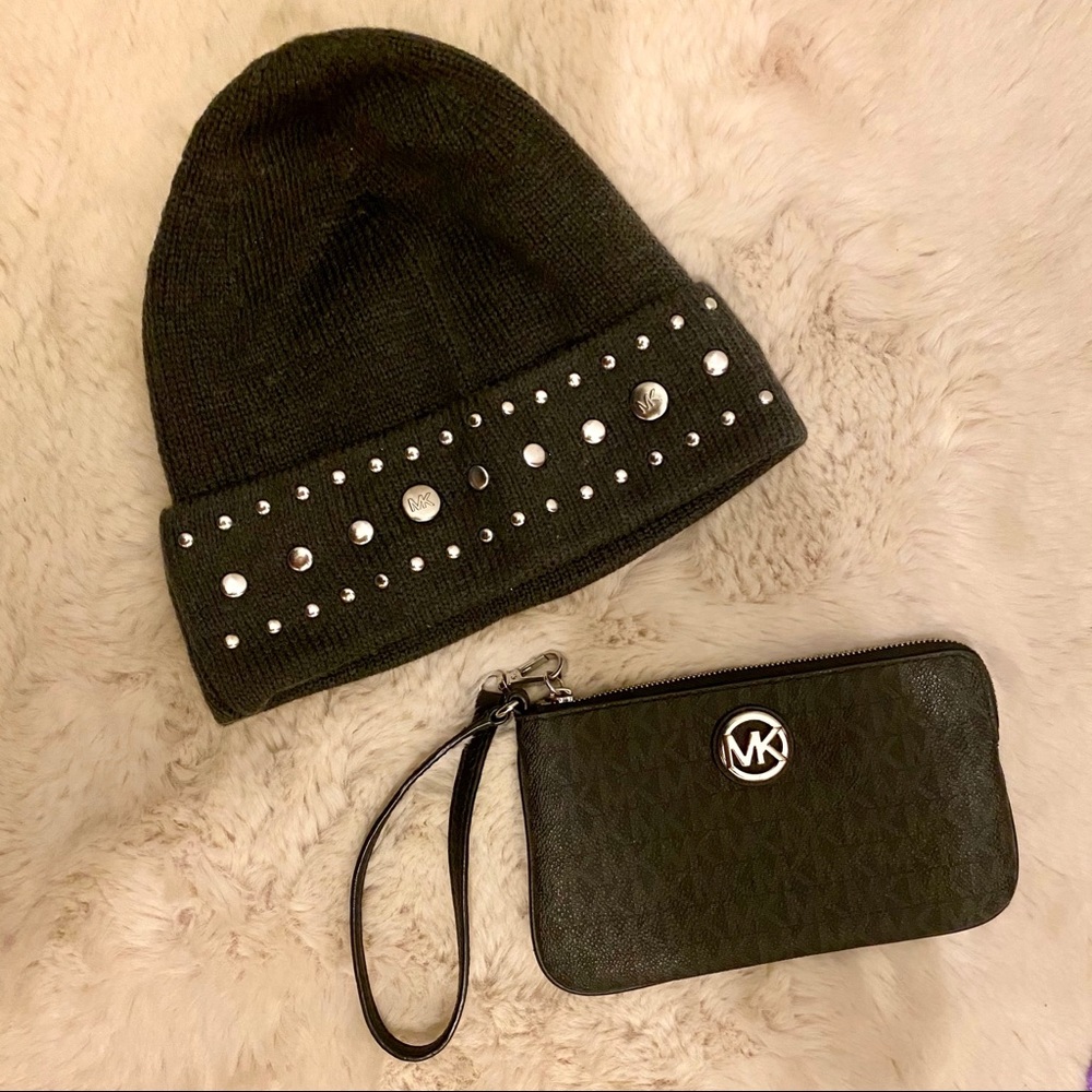 ***Reserved***Michael Kors Beanie & Wristlet